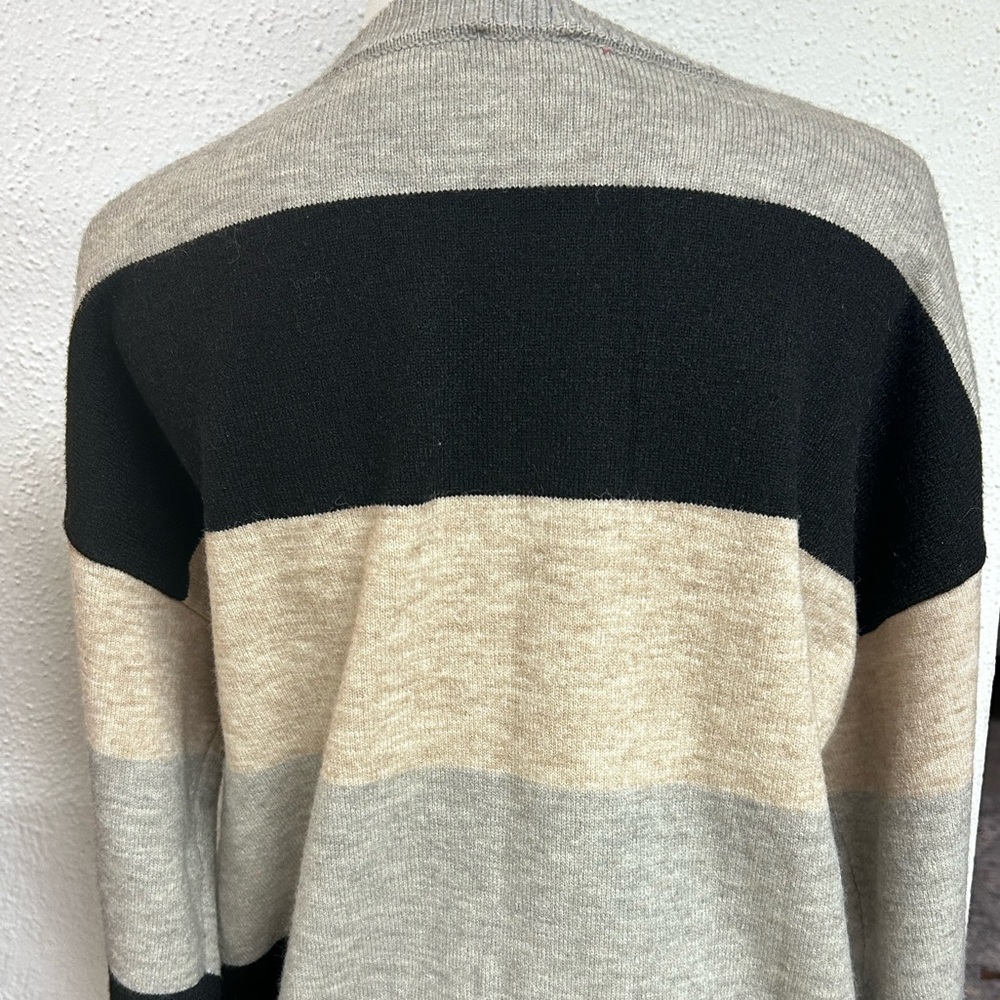 VOY Black,Grey and Beige Color Block Stripe Crewneck Sweater Women’s size Medium - Picture 7 of 8